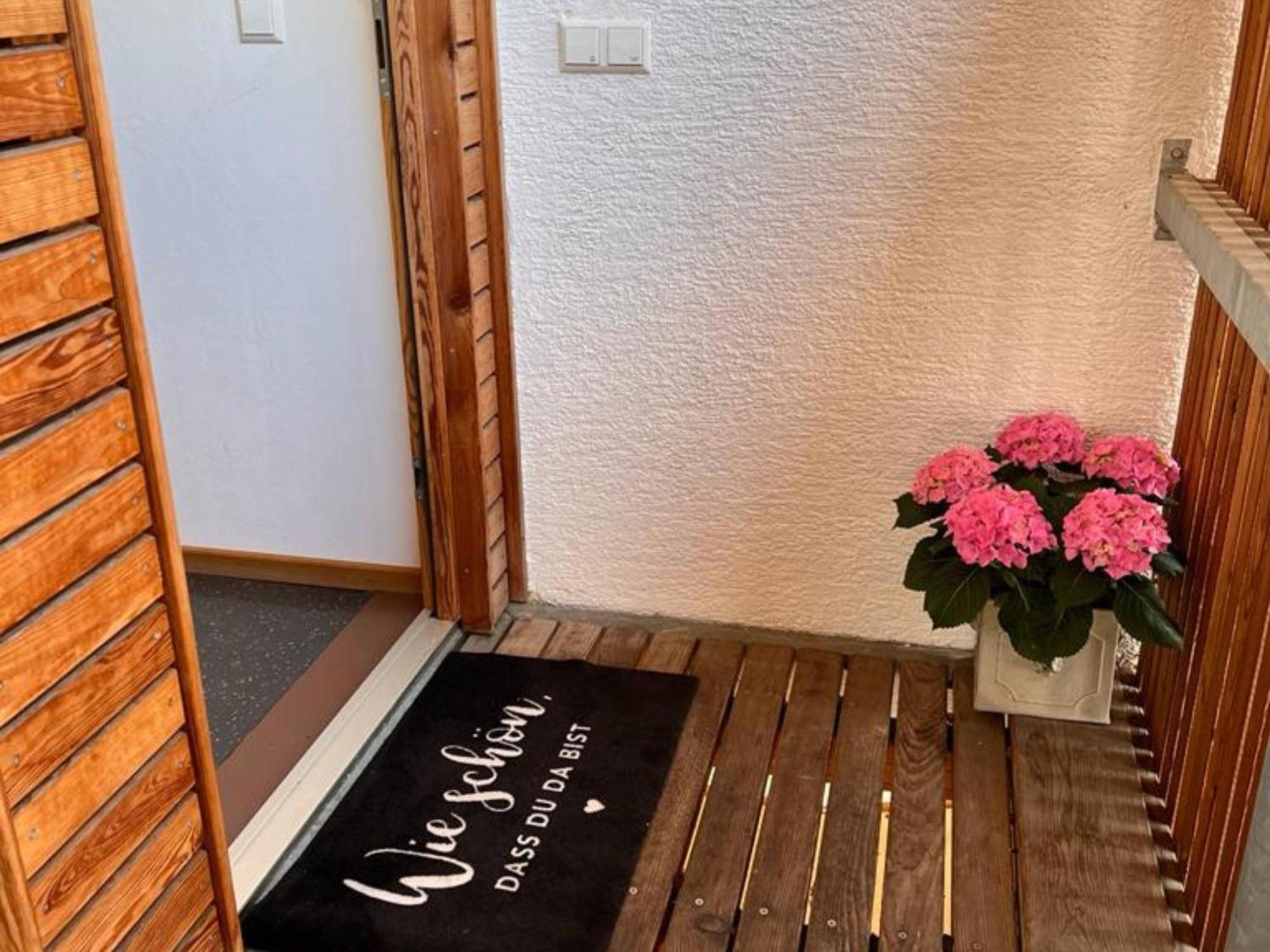 Seeglueck Seegold - Moderne Maisonette-Wohnung Mit Balkon Und Parkplatz In Seenaehe In Konstanz-Dingels-Dorf Exterior foto